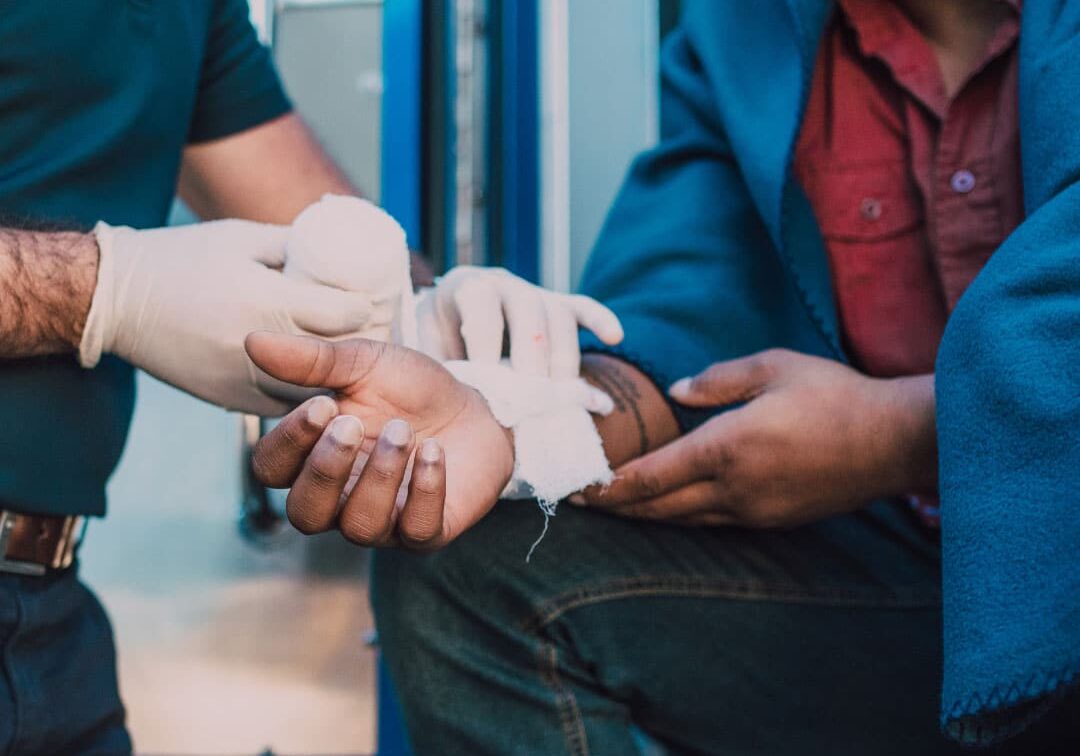 applying a dressing to a wrist